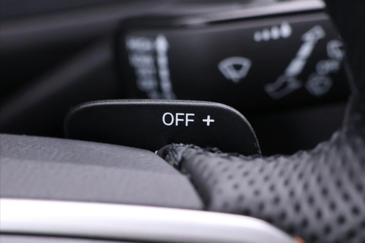 Volkswagen Arteon 2,0 TDI DSG 110kW Elegance CZ DPH