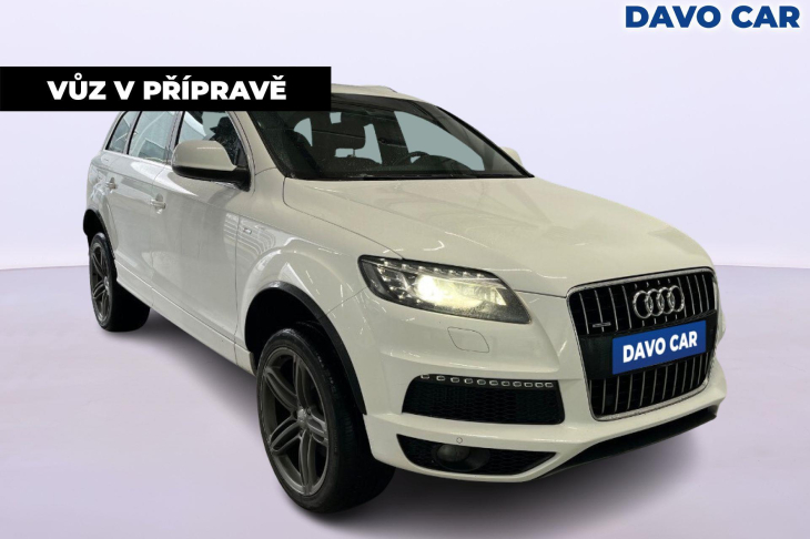 Audi Q7 3,0 TDI 180kW S-LINE CZ 7 Míst