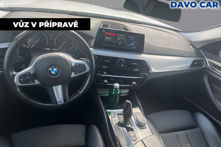 BMW Řada 5 3,0 530d 195kW Aut. Sport Line