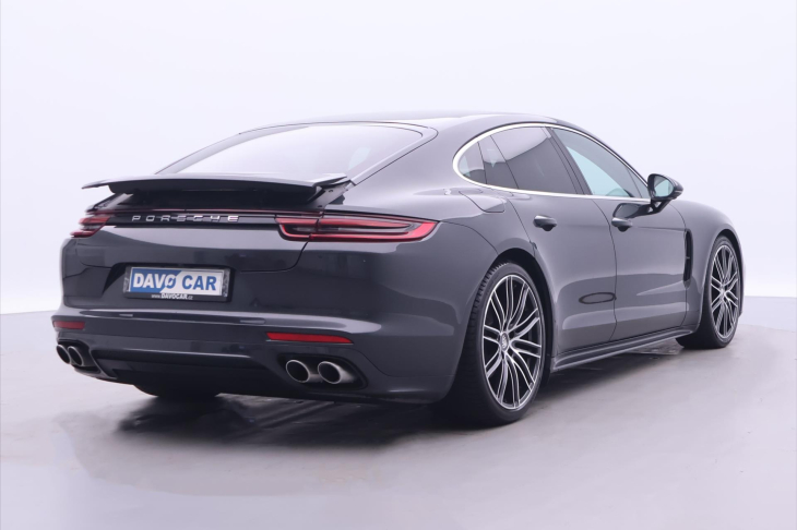 Porsche Panamera 4,0 V8 310kW Chrono Bose CZ 4S