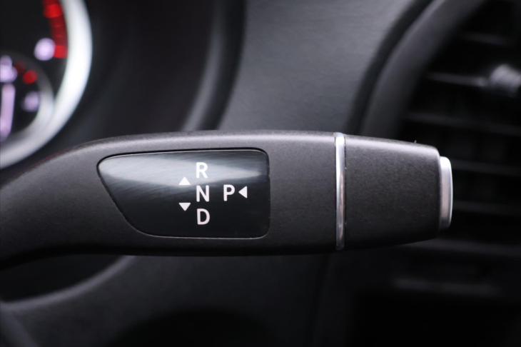 Mercedes-Benz Vito 2,0 116CDI 9 Míst Long Automat