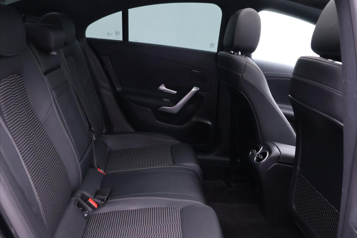 Mercedes-Benz CLA 2,0 200d 110kW 4Matic CZ