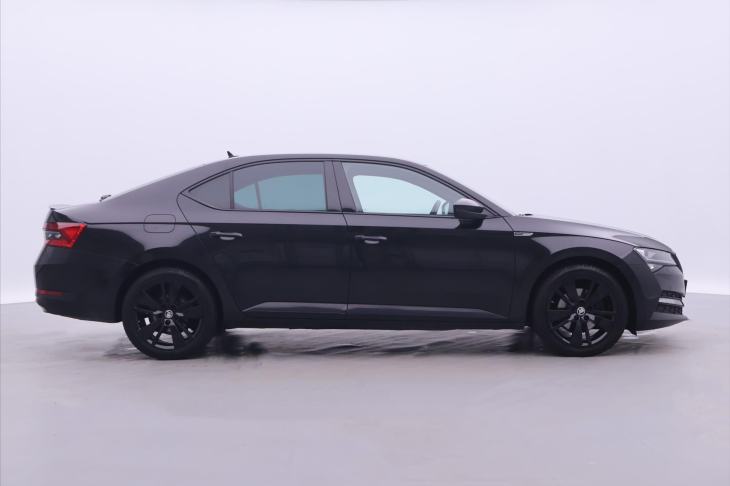 Škoda Superb 2,0 TDI DSG 4x4 Sportline DPH