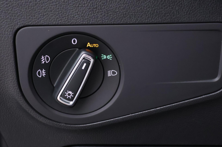 Volkswagen Tiguan Allspace 2,0 TDI DSG R-line 4M 1Maj DPH