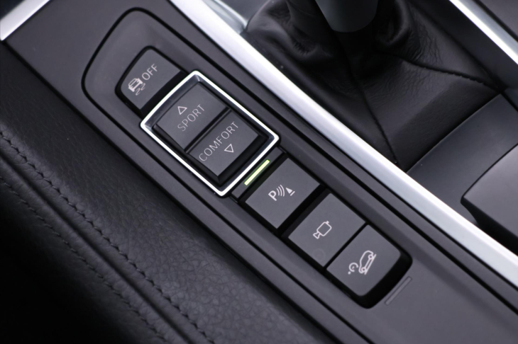 BMW X6 3,0 M50d xDrive 280kW CZ