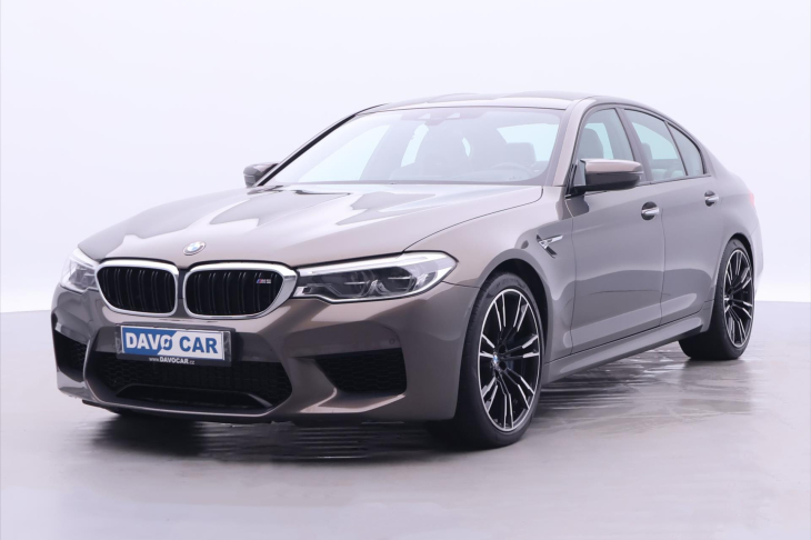 BMW M5 4,4 V8 441kW xDrive Individual DPH CZ