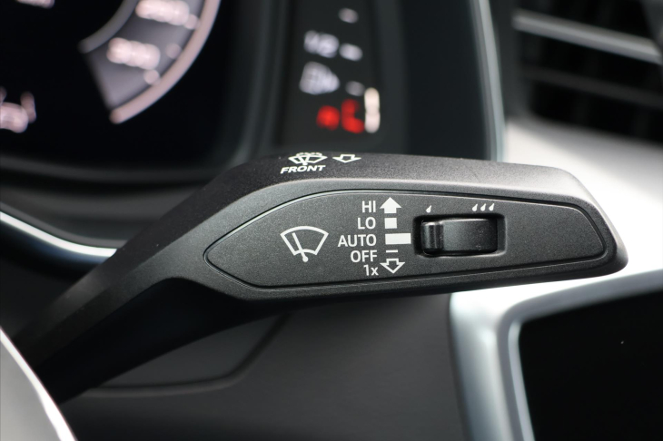 Audi A7 3,0 50TDI S-line Noční vidění