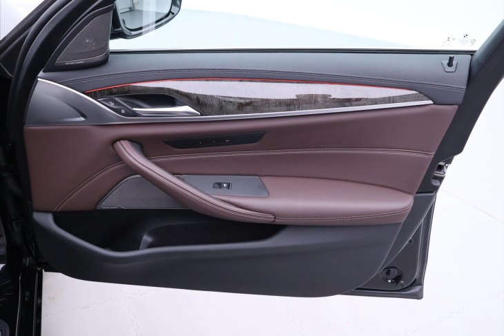 BMW Řada 5 3,0 540d 250kW xDrive Laser DPH