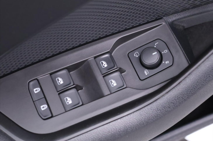 Škoda Octavia 2,0 TDI 85kW Style CZ DPH