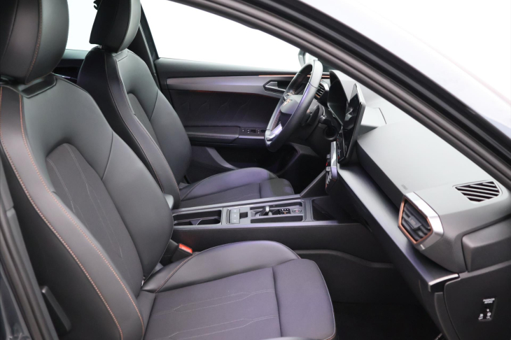 Cupra Leon 2,0 TSI 140 kW DSG ST CZ