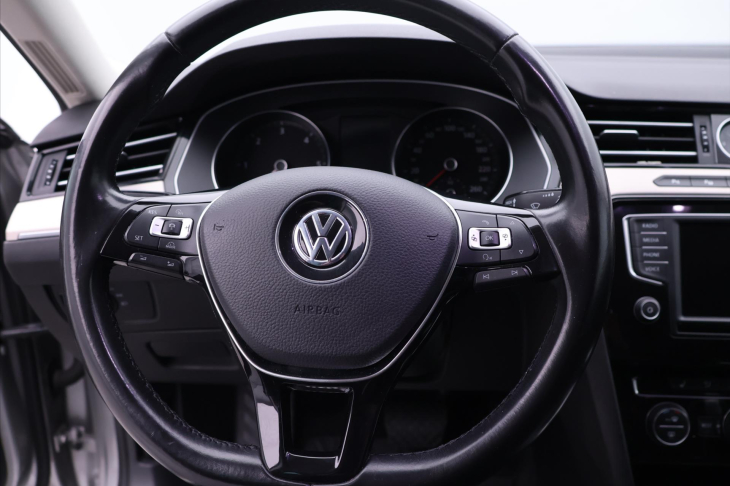 Volkswagen Passat 2,0 TDI 110kW DSG CZ Highline