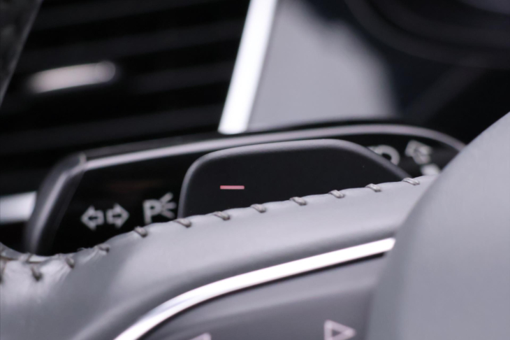 Audi A8 4,2 FSI 273kW Quattro Tiptronic