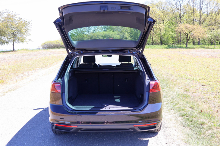 Volkswagen Passat 2,0 TDI DSG Matrix Virtual DPH