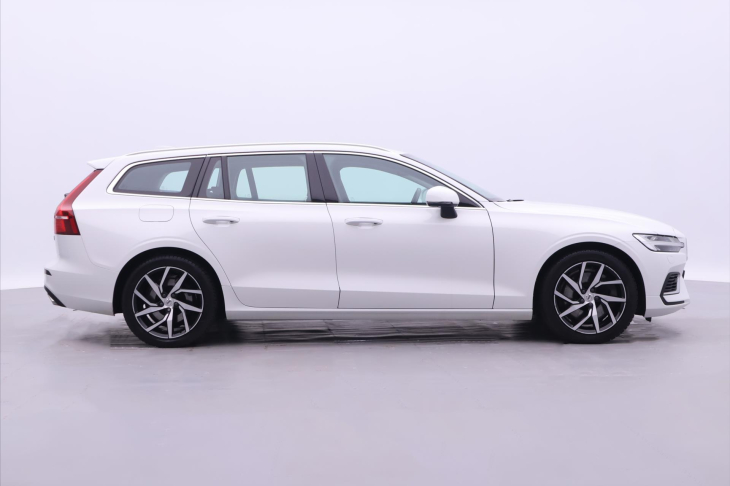 Volvo V60 2,0 B5 AWD Momentum Pro AT DPH