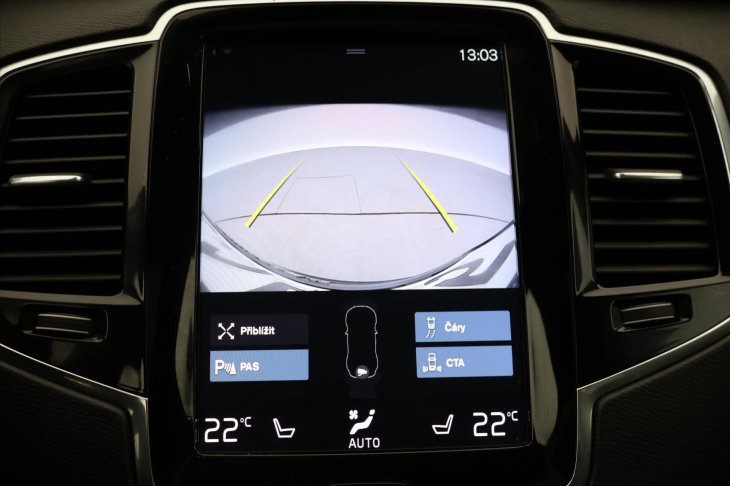 Volvo XC90 2,0 D5 173 kW AWD Momentum DPH