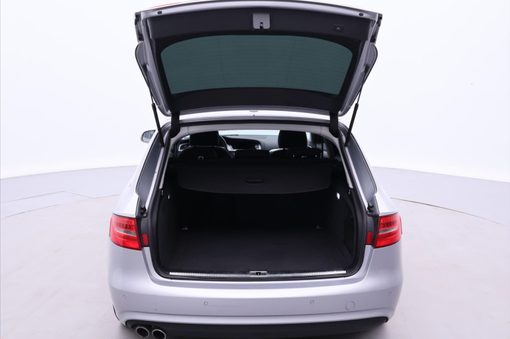 Audi A4 2,0 TDI 110kW quattro Xenon