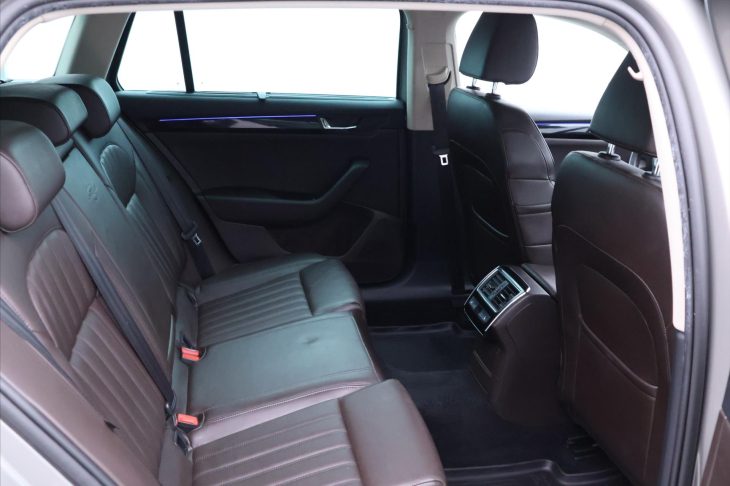 Škoda Superb 2,0 TDI 140kW 4x4 DSG CZ L&K