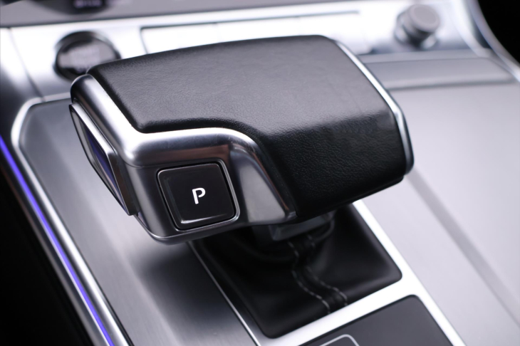 Audi A7 3,0 TDI 180kW Quattro CZ S-Line