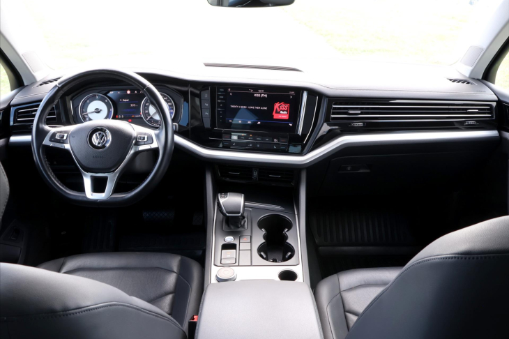 Volkswagen Touareg 3,0 TDI 170kW 4x4 Tažné CZ