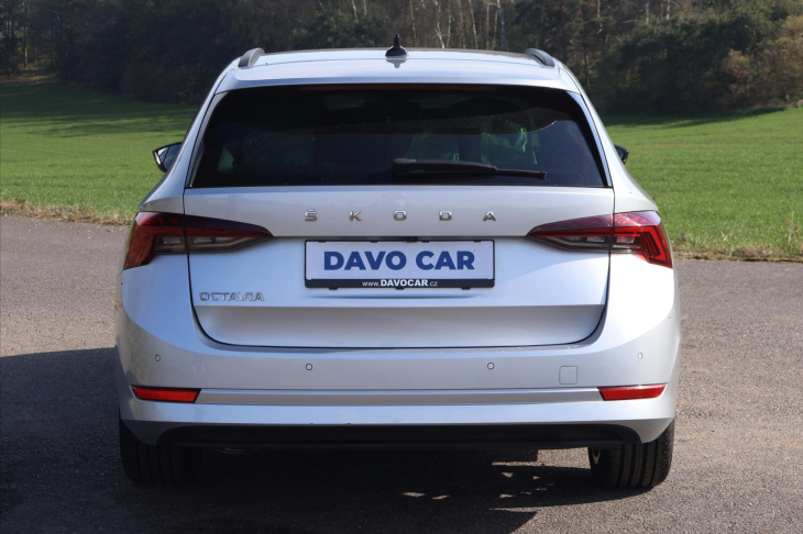Škoda Octavia 2,0 TDI DSG Style Sport DPH