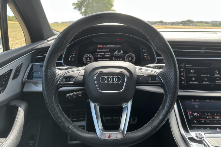 Audi Q7 3.0 50 TDI quattro tiptronic S line