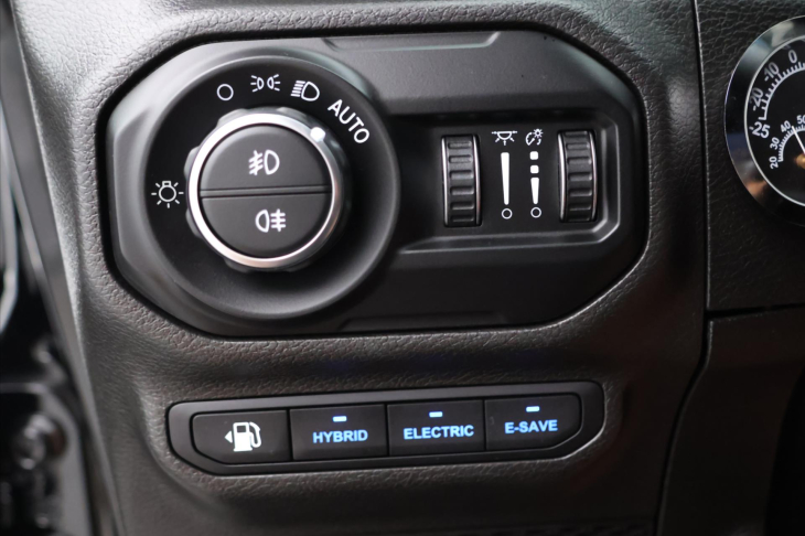 Jeep Wrangler 2,0 4xe 200kW Unlim. Rubicon CZ DPH