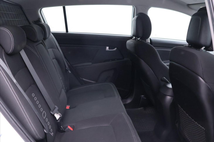 Kia Sportage 2,0 CRDi 100kW AWD CZ Xenon