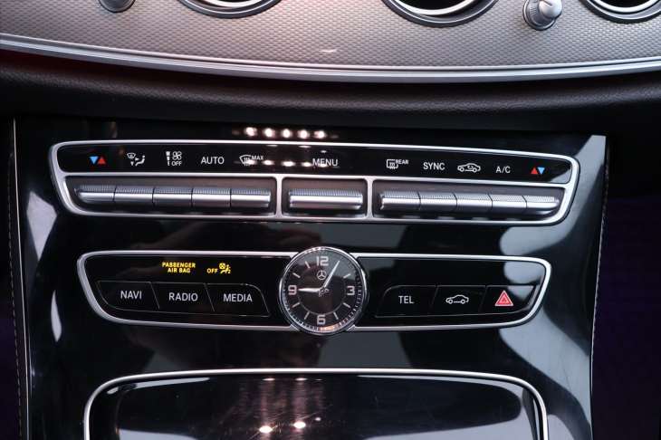 Mercedes-Benz Třídy E 2,9 400d 250KW 4Matic FULL LED