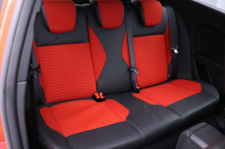 Ford Fiesta 1,6 ST 134kW Recaro Kůže