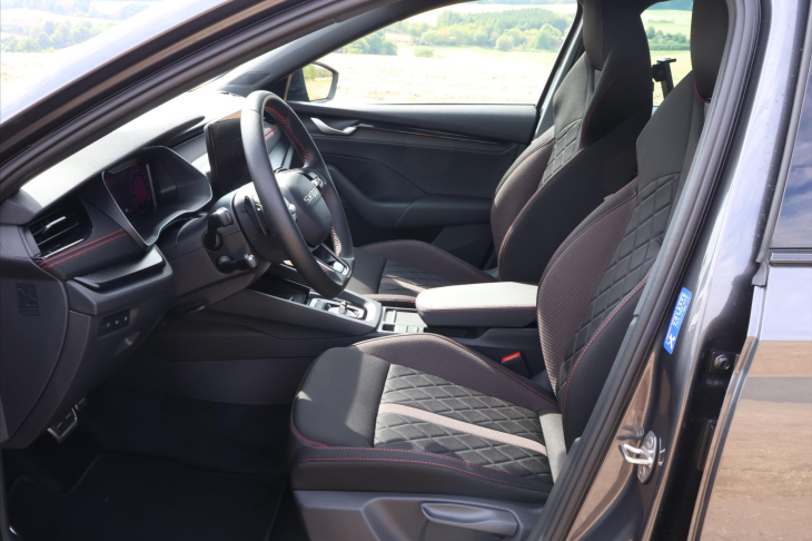 Škoda Octavia 2,0 TSI DSG RS DPH 1.maj CZ
