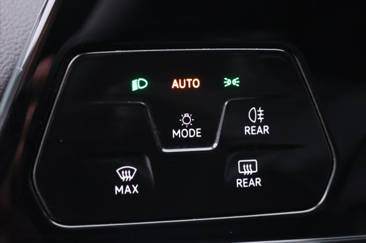 Volkswagen Golf 1,5 TSI EVO 110 kW CZ