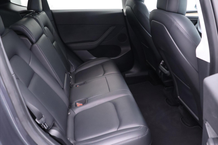 Tesla Model Y Long Range AWD 75kWh DPH