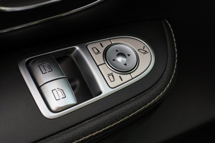 Mercedes-Benz Třídy V 2,0 300d 174kW Aut. L Kůže DPH