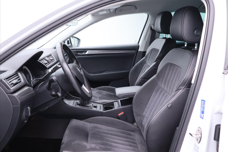 Škoda Superb 2,0 TDI 110kW CZ Style LED DPH