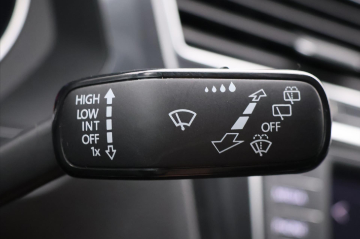Volkswagen Tiguan 1,4 TSI 110kW DSG LED 1.Maj.