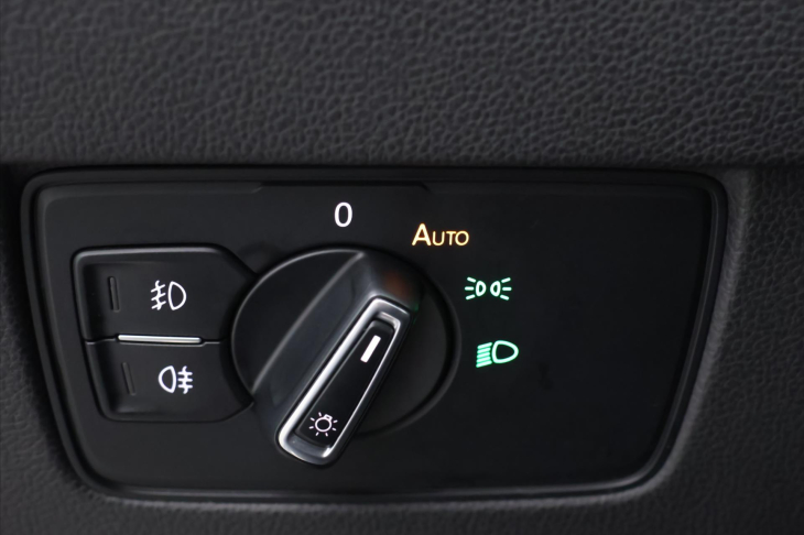 Volkswagen Passat 2,0 TDI 176kW DSG 4M Highline