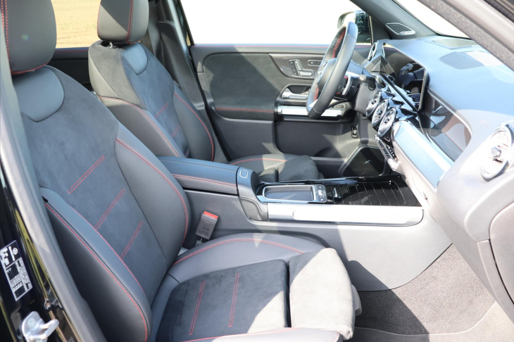 Mercedes-Benz GLB 2,0 200d 4Matic AMG Panorama