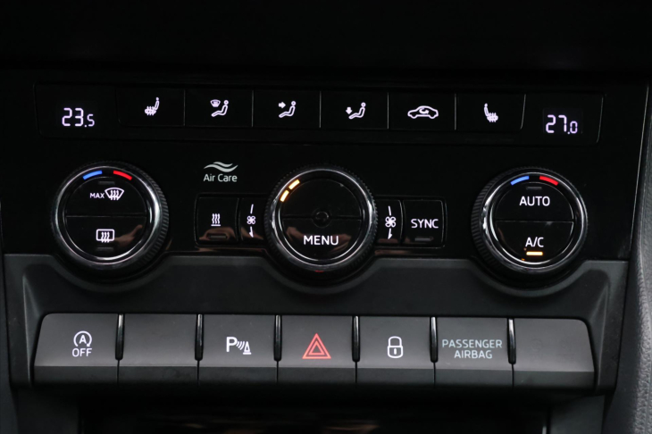 Škoda Karoq 2,0 TDI 110kW Style LED DPH