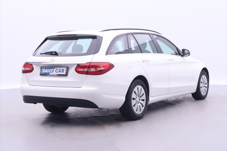 Mercedes-Benz Třídy C 2,1 200 D 100kW Automat Klima