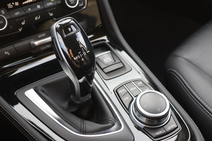 BMW Řada 2 1,5 216d Automat CZ Kůže LED