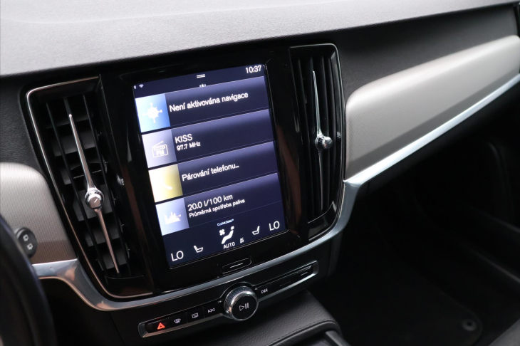 Volvo V90 2,0 D 145 kW Momentum Automat