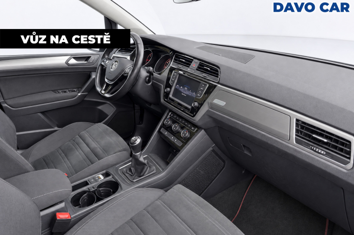 Volkswagen Touran 2,0 TDI 110kW Highline 7-Míst 1.Maj.
