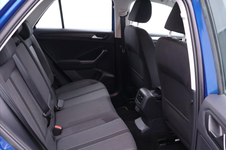 Volkswagen T-Roc 1,0 TSI 81kW Life CZ 1.Majitel