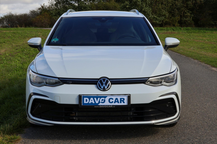 Volkswagen Golf 2,0 TDI R-line DSG Matrix DPH