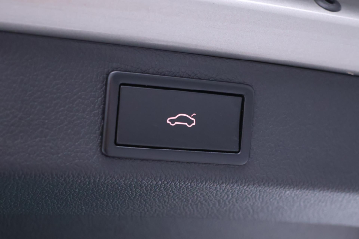 Škoda Superb 2,0 TDI 140kW 4x4 DSG CZ L&K