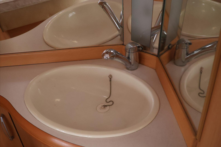 Hobby Ostatní 2,8 JTD 94kW Hobby 700