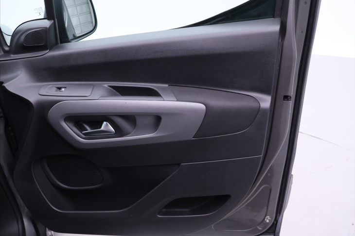 Toyota ProAce City Verso 1,2 T 96kW Aut. 1.Maj CZ Long