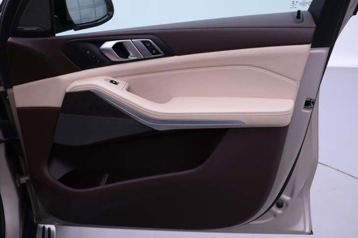 BMW X5 3,0 30d 195kW xD CZ Individual