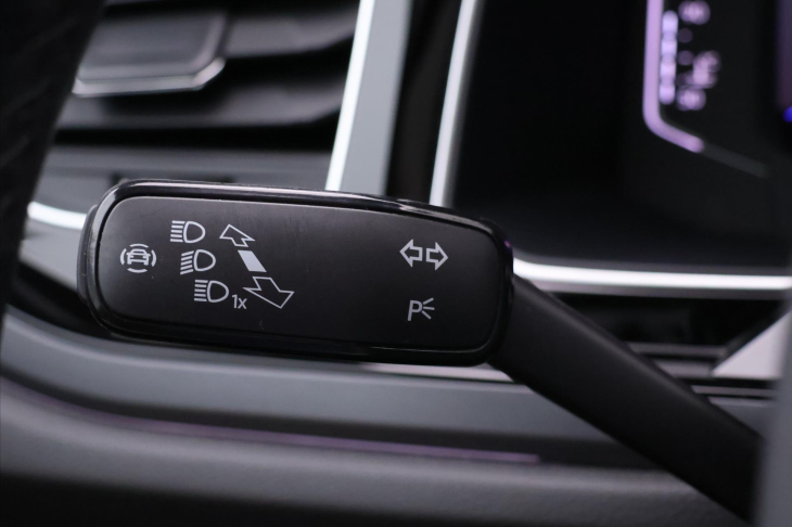 Volkswagen Taigo 1,5 TSI 110kW DSG R-line DPH