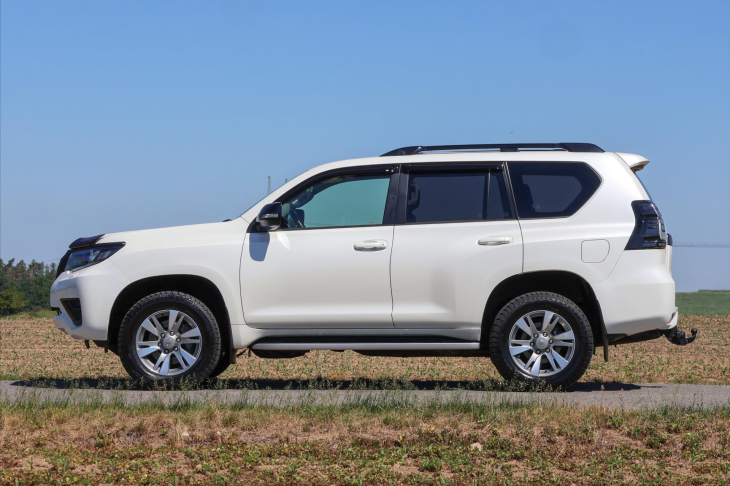 Toyota Land Cruiser 2,8 D-4D 150kW Executive CZ DPH
